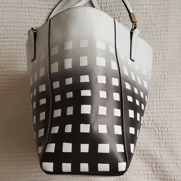 Coach Black & White Square Ombre Tote - Picture 3 of 8